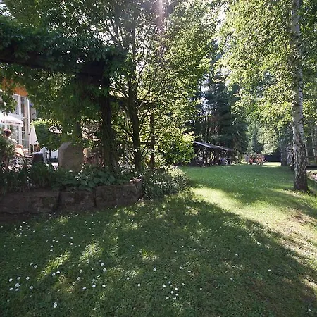 Konukevi Land-gut-hotel Zur Lochmuehle